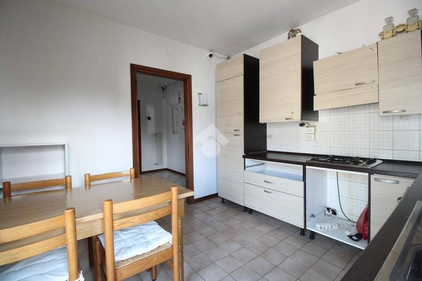 Quadrilocale via Zanella 6, Sarmego, Grumolo delle Abbadesse