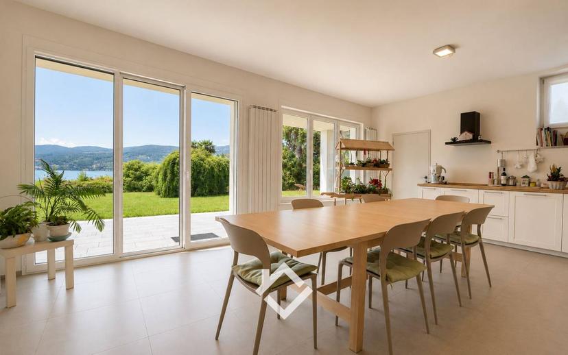 Villa unifamiliare, ottimo stato, 588 m², Centro, Ranco — foto 24 di 51