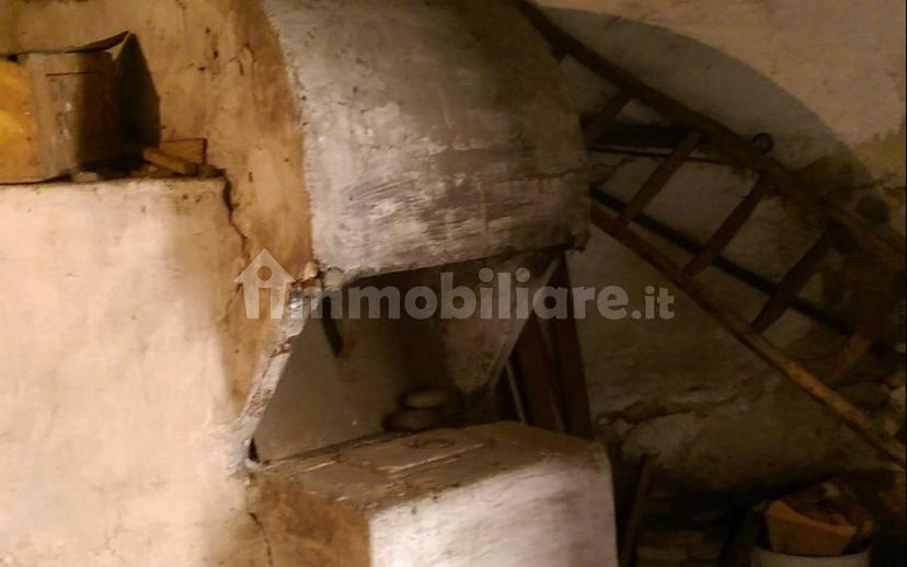 Terratetto unifamiliare via Dante Alighieri 134, Regalbuto — foto 5 di 13