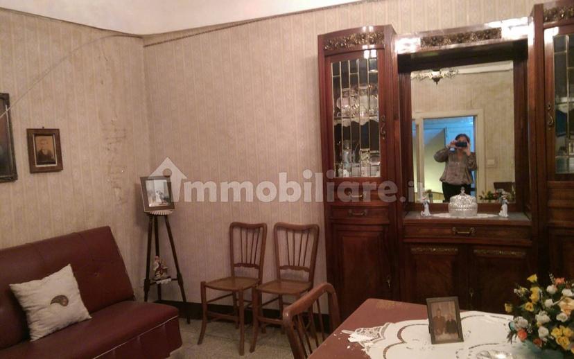 Terratetto unifamiliare via Dante Alighieri 134, Regalbuto — foto 3 di 13
