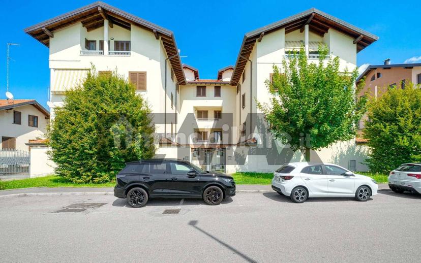 Trilocale via Aligi Sassu 164, Centro, Marnate — foto 15 di 22