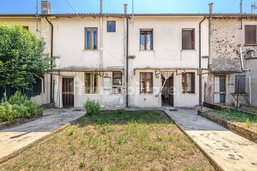 Villa a schiera via Cesare Battisti 16/18, Centro, San Vito di Leguzzano — foto 20 di 25
