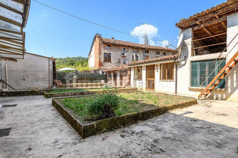 Villa a schiera via Cesare Battisti 16/18, Centro, San Vito di Leguzzano — foto 19 di 25