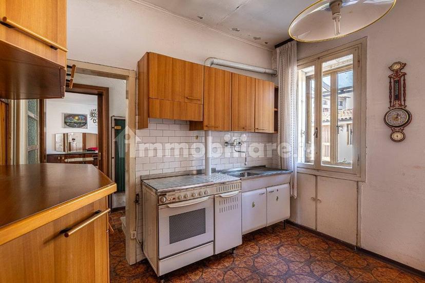 Villa a schiera via Cesare Battisti 16/18, Centro, San Vito di Leguzzano — foto 9 di 25