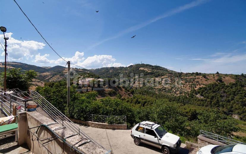 Bilocale buono stato, piano terra, Centro, Roseto Capo Spulico