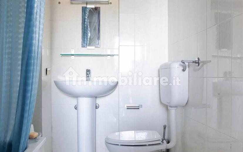 Bilocale buono stato, piano terra, Centro, Roseto Capo Spulico — foto 7 di 8