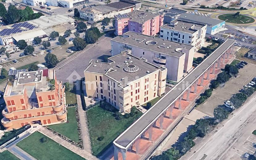 Trilocale buono stato, secondo piano, Centro, Paese