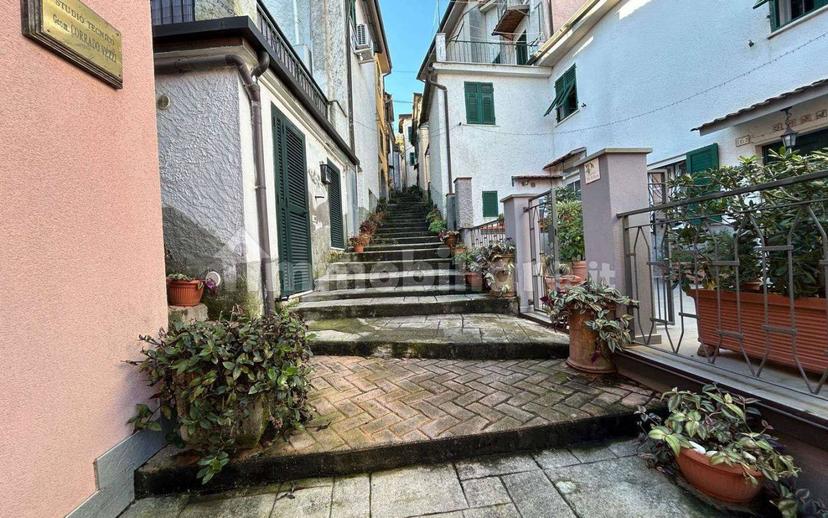 Quadrilocale buono stato, piano terra, Follomonte, Follo — foto 28 di 32