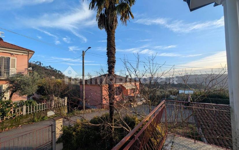Terratetto unifamiliare 130 m², da ristrutturare, Montebello Di Mezzo, Bolano — foto 20 di 21