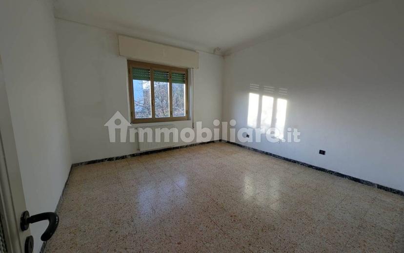 Terratetto unifamiliare 130 m², da ristrutturare, Montebello Di Mezzo, Bolano — foto 13 di 21