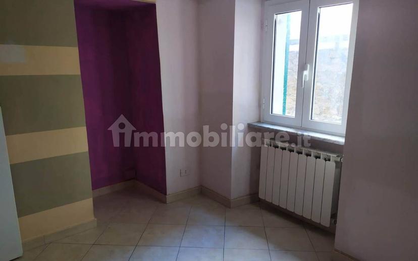 Quadrilocale ottimo stato, primo piano, Centro, Bolano — foto 6 di 9