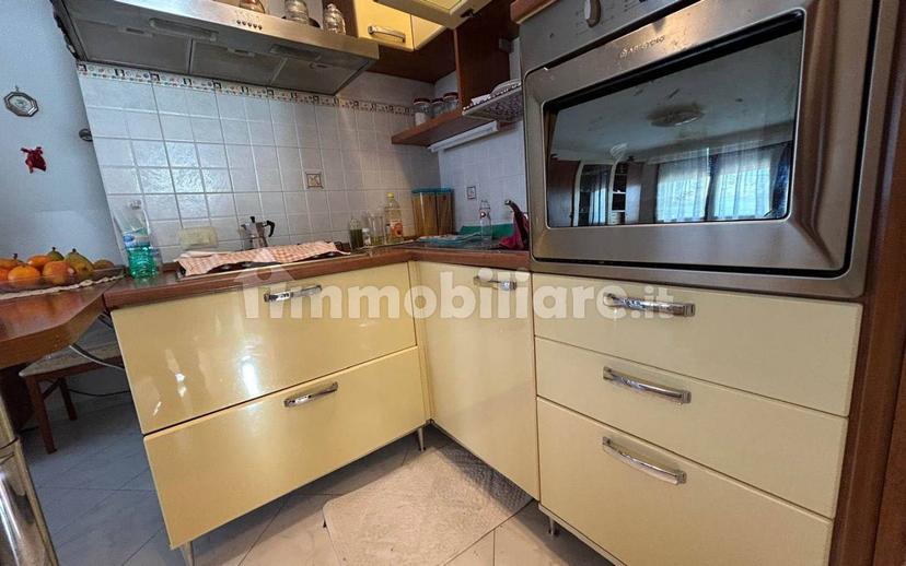 Bilocale ottimo stato, quarto piano, Centro, Santo Stefano di Magra — foto 3 di 15