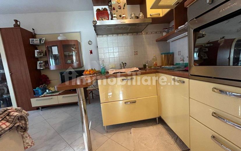 Bilocale ottimo stato, quarto piano, Centro, Santo Stefano di Magra — foto 13 di 15
