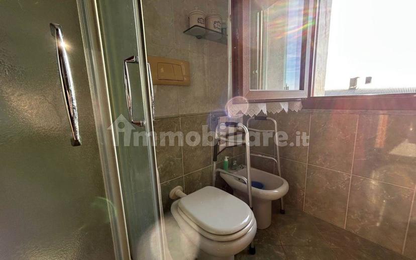 Bilocale ottimo stato, quarto piano, Centro, Santo Stefano di Magra — foto 7 di 15