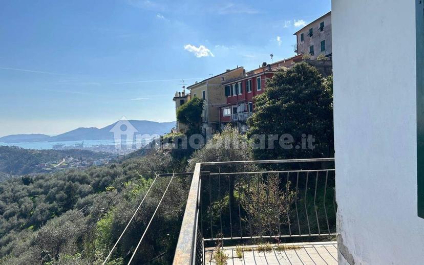 Quadrilocale buono stato, piano terra, Centro, Vezzano Ligure — foto 8 di 33