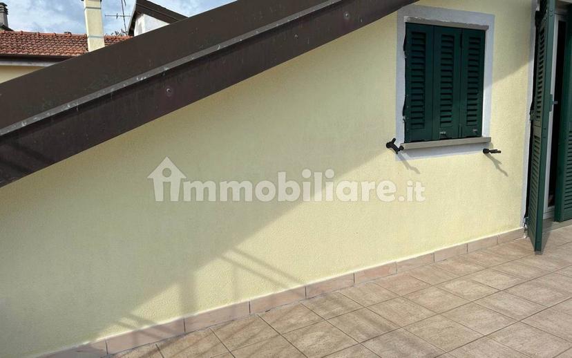 Appartamento buono stato, secondo piano, Calice al Cornoviglio
