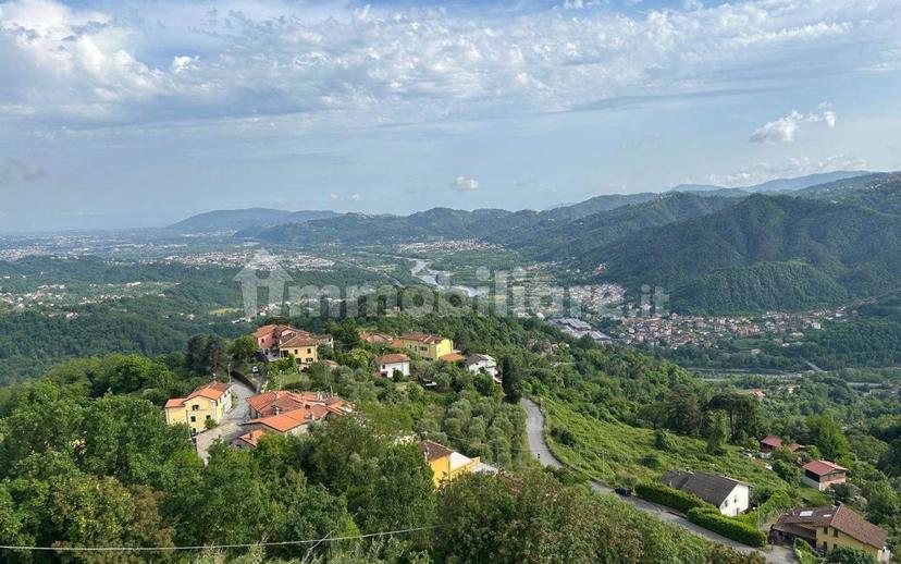 Appartamento buono stato, secondo piano, Calice al Cornoviglio — foto 5 di 40