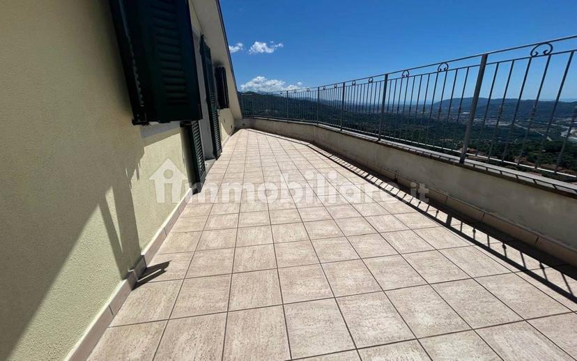 Appartamento buono stato, secondo piano, Calice al Cornoviglio — foto 31 di 40