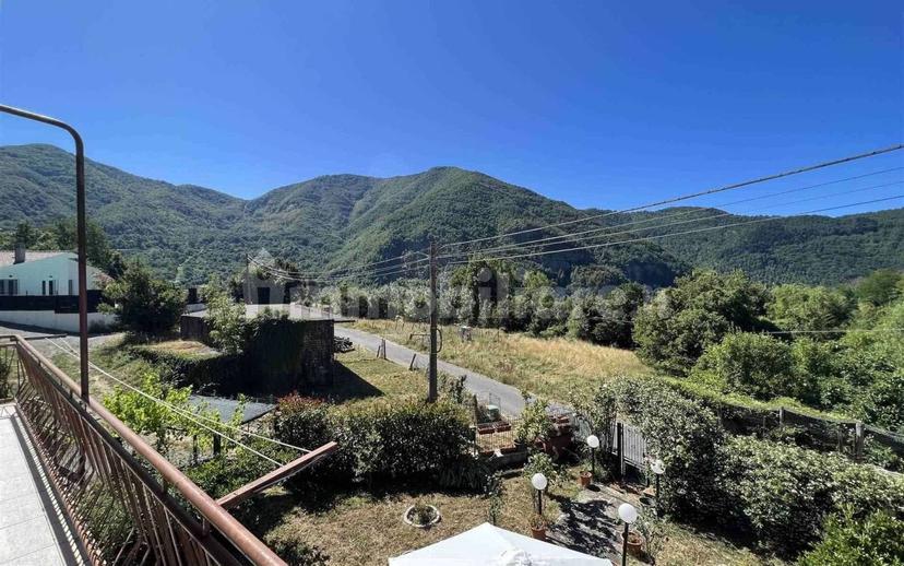 Appartamento via Castello di Camporaghena 52, Comano — foto 15 di 28