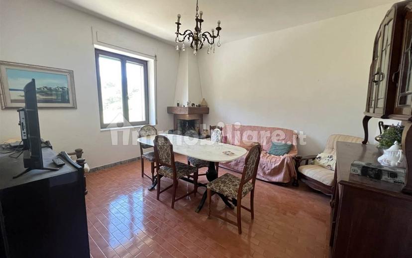 Appartamento via Castello di Camporaghena 52, Comano — foto 21 di 28