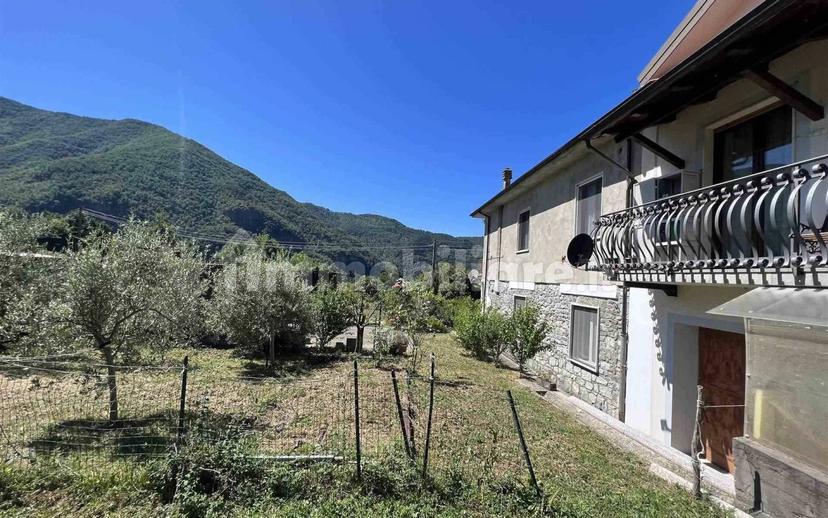 Appartamento via Castello di Camporaghena 52, Comano — foto 27 di 28