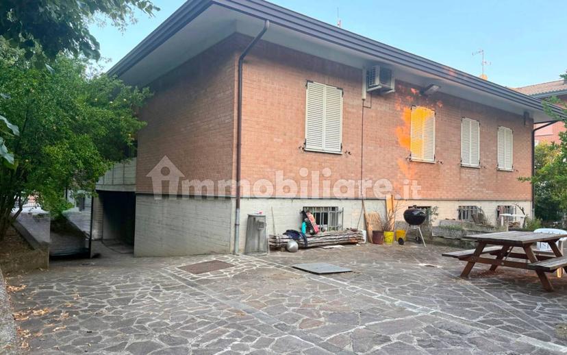 Villa bifamiliare via Tincani e Martelli, Portile - Paganine, Modena — foto 10 di 11