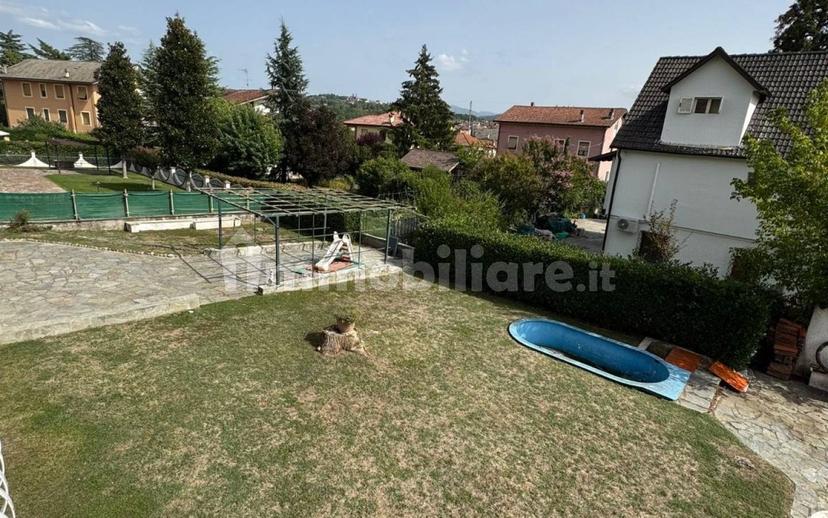 Appartamento in villa Strada Cappellette, Centro, Ovada