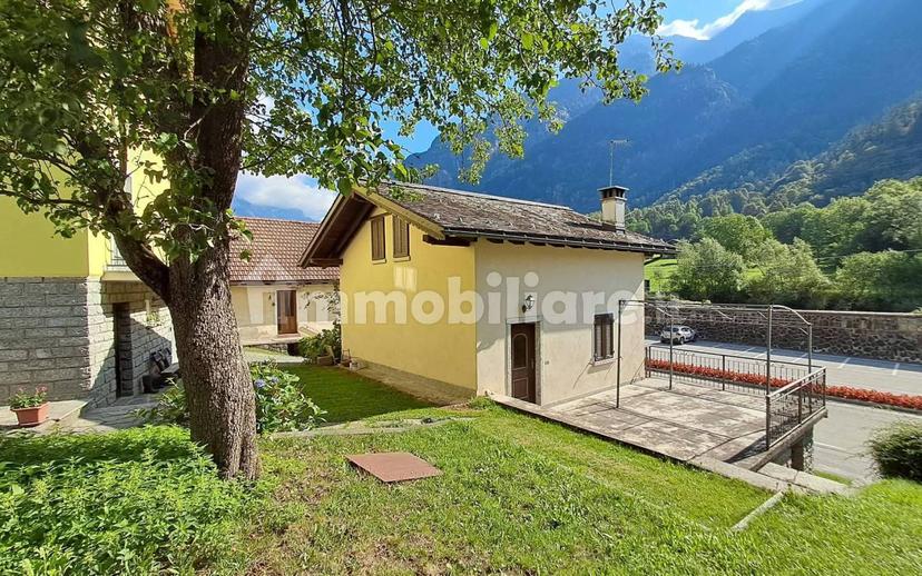 Terratetto unifamiliare frazione Piedilago Snc, Premia — foto 3 di 11