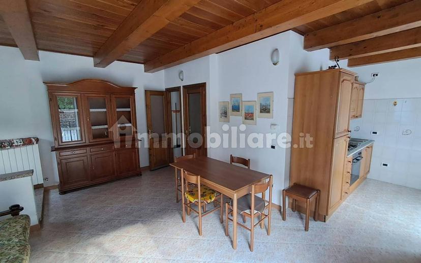 Terratetto unifamiliare frazione Piedilago Snc, Premia — foto 4 di 11