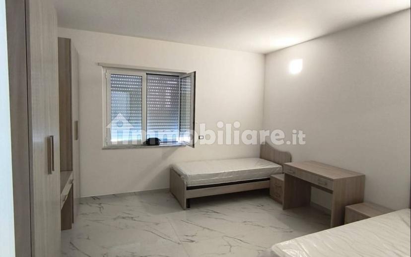 Stanza doppia via Gregorio Marra SNC, Borgia — foto 3 di 5