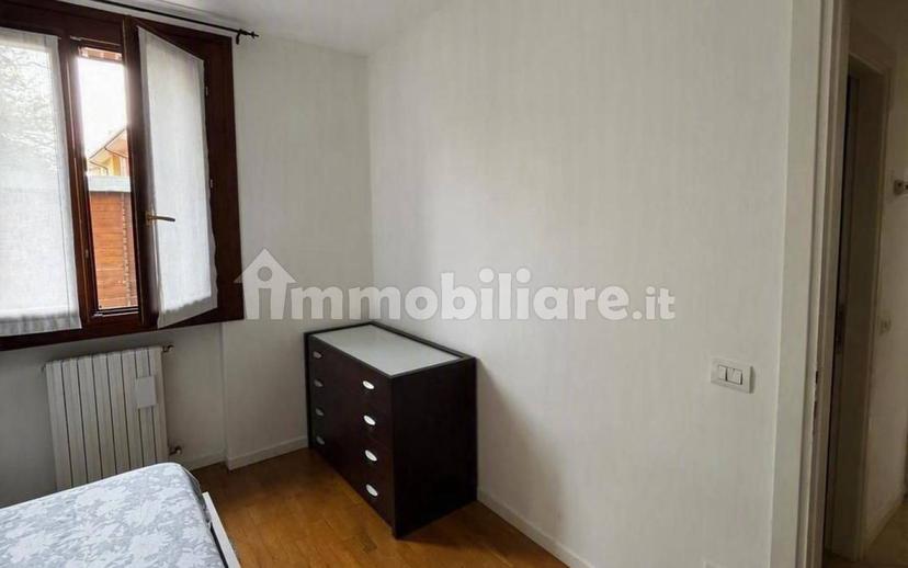 Bilocale via Sandro Pertini 9, Centro, San Giovanni Lupatoto — foto 3 di 11