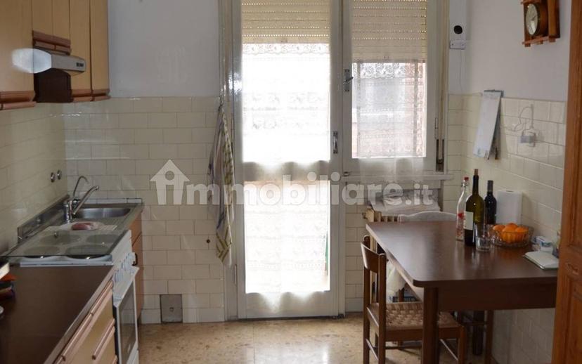 Appartamento buono stato, su più livelli, Lugo — foto 13 di 18