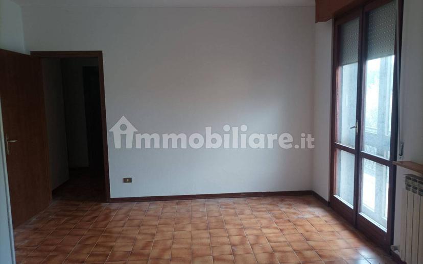 Trilocale via Sant'Eurosia 16, Centro, Trevenzuolo — foto 12 di 18