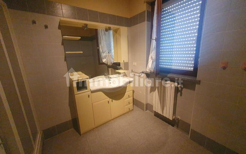 Trilocale via Viotti 4, Cigliano — foto 10 di 12