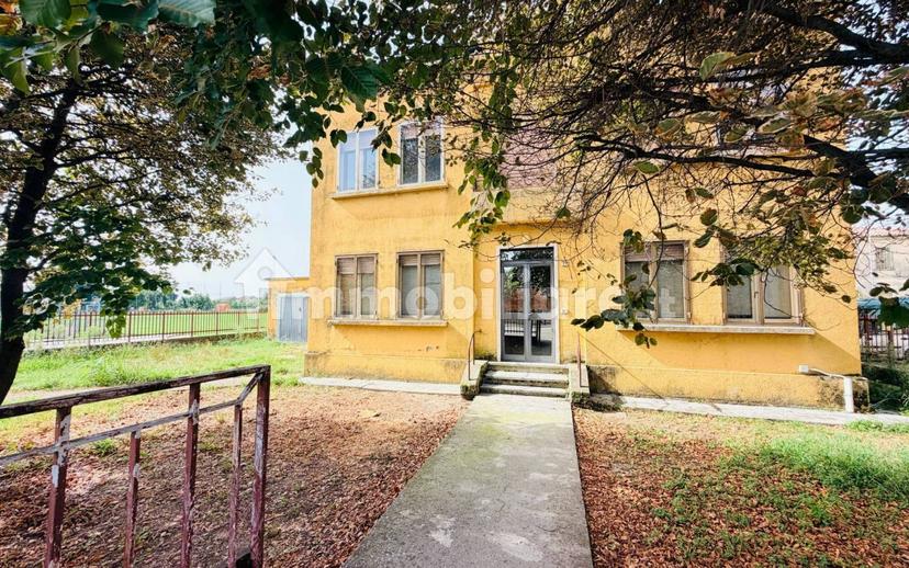 Villa unifamiliare piazza Guglielmo Marconi 8, Centro, Veronella — foto 4 di 9