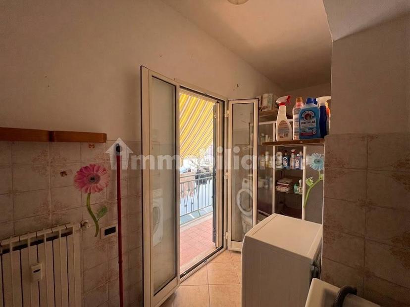 Trilocale via Vincenzo Lanza, Centro, Ischitella — foto 12 di 17
