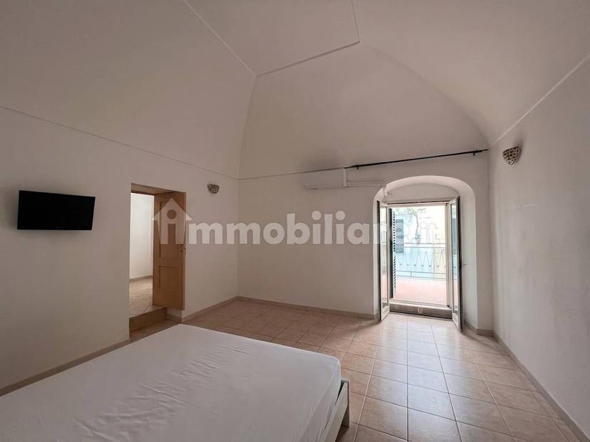 Trilocale via Vincenzo Lanza, Centro, Ischitella — foto 9 di 17
