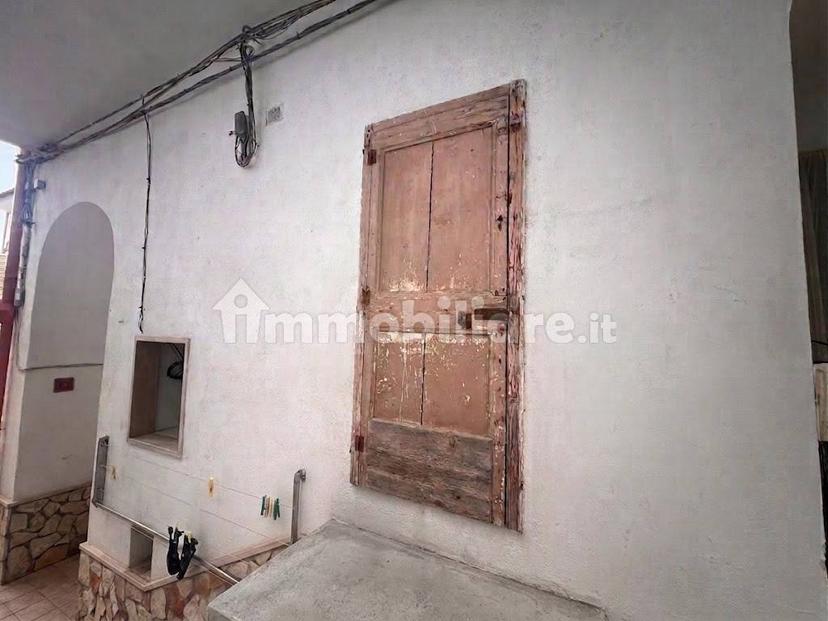 Trilocale via Vincenzo Lanza, Centro, Ischitella — foto 3 di 17