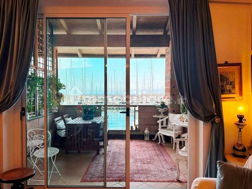 Trilocale ottimo stato, piano terra, Pero, Varazze