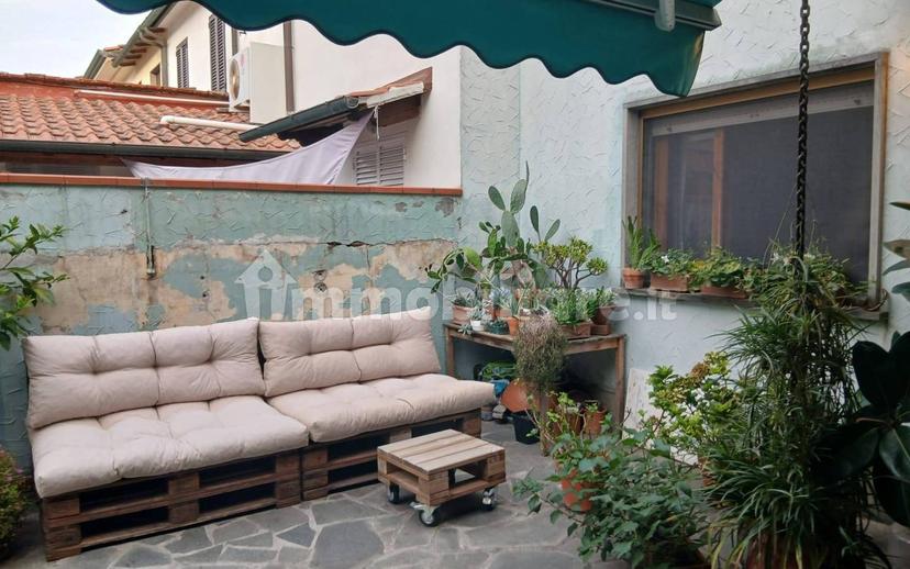 Terratetto unifamiliare via Edmondo De Amicis 89, Centro, Viareggio — foto 5 di 16