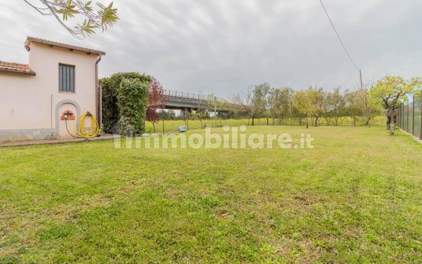 Villa unifamiliare via Livornese, La Vettola, Pisa — foto 17 di 55