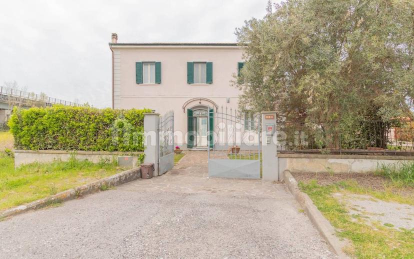 Villa unifamiliare via Livornese, La Vettola, Pisa — foto 22 di 55