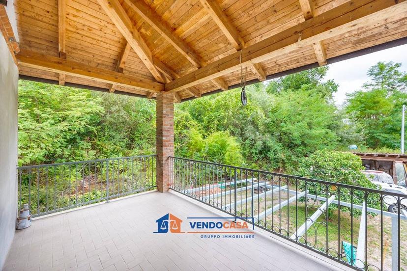Cascina frazione Sessant, Serravalle, Asti — foto 19 di 31