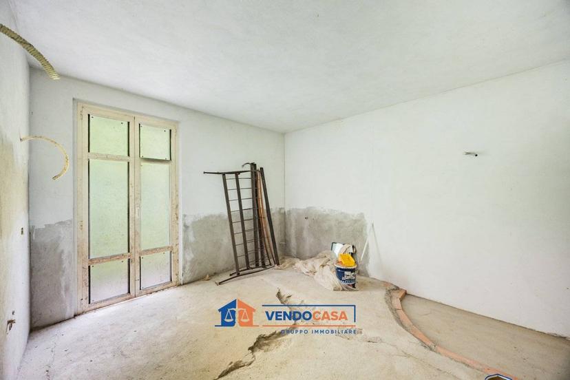 Cascina frazione Sessant, Serravalle, Asti — foto 13 di 31