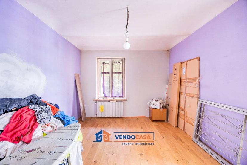 Cascina frazione Sessant, Serravalle, Asti — foto 5 di 31