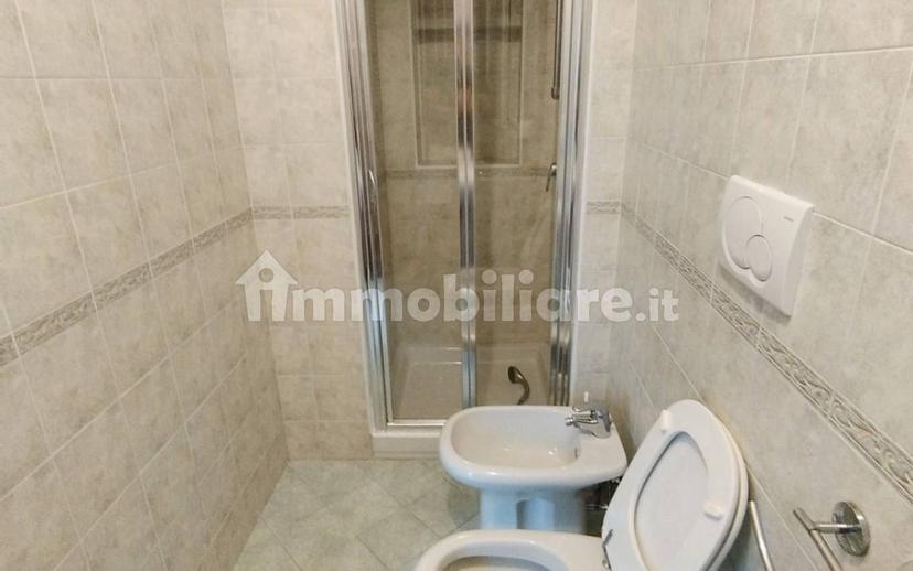 Bilocale via Giacomo Matteotti, Centro, Brugherio — foto 8 di 18