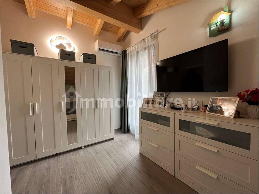 Villa unifamiliare via Canale , 10, Tre Ponti, Fondotoce, Verbania — foto 22 di 44