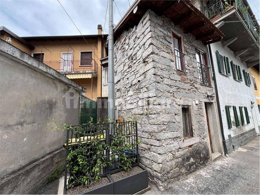Villa unifamiliare via Canale , 10, Tre Ponti, Fondotoce, Verbania — foto 42 di 44