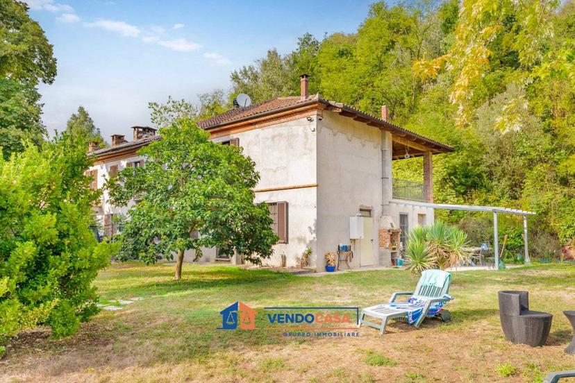 Cascina frazione Sessant, Serravalle, Asti — foto 10 di 31