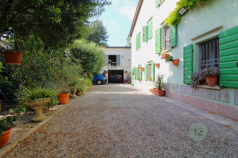 Villa a schiera via Roma 130, Centro, Rolo — foto 41 di 49